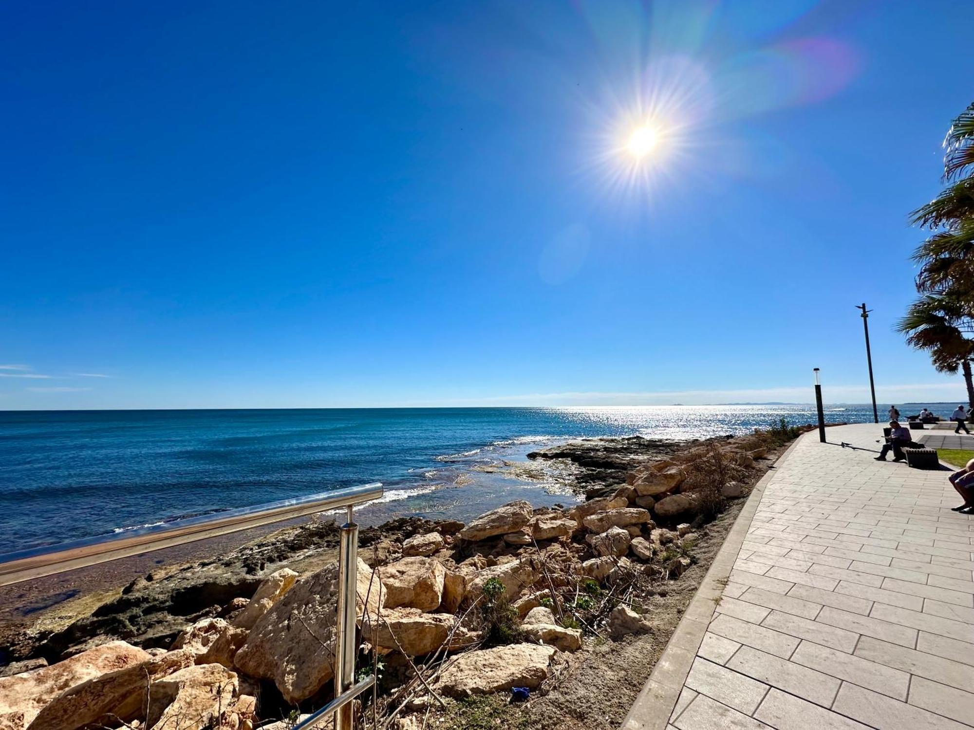 Modern Apartment On Playa Del Cura Torrevieja Ngoại thất bức ảnh